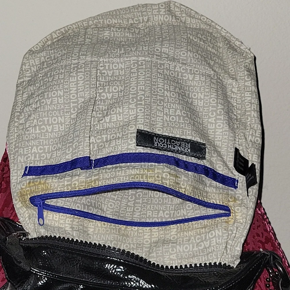 Reaction by Kenneth Cole crossbody - Picture 4 of 16